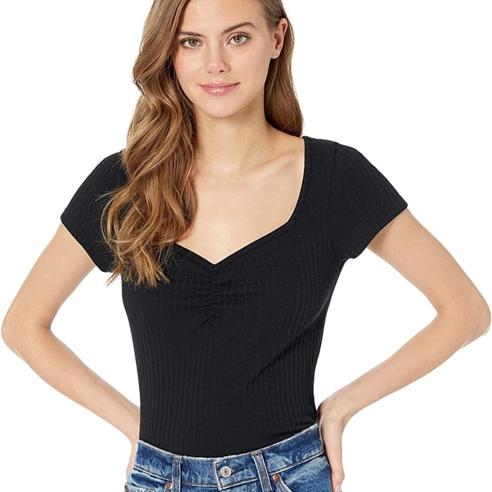 RESERVED - Madewell Ribbed Sweetheart Tee